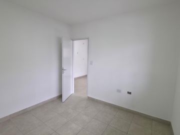 ALQUILER DPTO DOS AMBIENTES EN LLAVALLOL