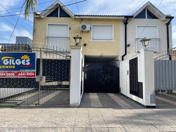 Duplex al fte 4 amb c garage en Villa Luzuriaga