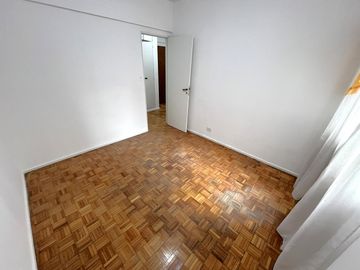 Muy buen depto./Oficina de dos ambientes  - Apto Profesional - 39m2