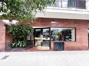 Muy buen depto./Oficina de dos ambientes  - Apto Profesional - 39m2