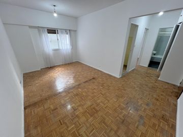 Muy buen depto./Oficina de dos ambientes  - Apto Profesional - 39m2
