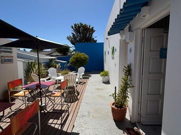 Casa / Hospedaje en Venta - 13 ambientes - Fondo de Comercio - Costa Atlántica - Villa Gesell