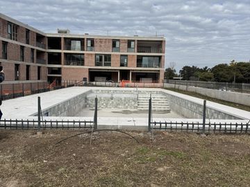 VENTA DEPARTAMENTO 3 DORMITORIOS EN CONDOMINIO CON BALCÓN Y AMENITIES EN CONSTRUCCIÓN - FUNES
