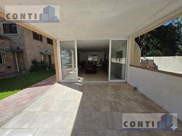 Casa e sobre Ruta 26 en Ingeniero Maschwitz