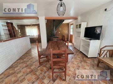Casa e sobre Ruta 26 en Ingeniero Maschwitz