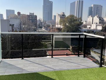 Amplio Monoambiente con TERRAZA Propia!!!