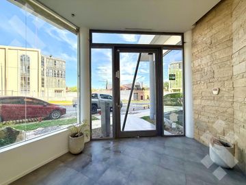 En venta | Local comercial con cochera | Neuquén capital
