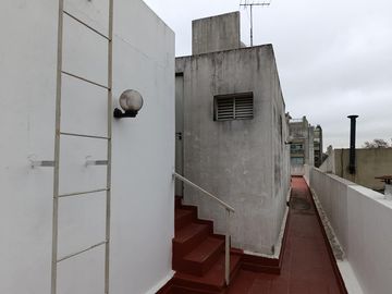 Departamento en Alquiler con cochera
