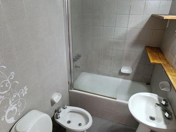 Departamento en Alquiler con cochera