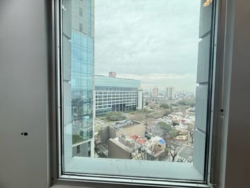 Alquiler Oficina  Panamericana Plaza - Espectacular Planta de 430Mts2. - Saavedra