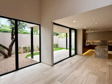 SE RENTA CASA EN ALTOZANO QRO CON HAB. EN PB MODELO FOG 73