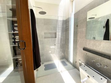 CASA EN VENTA CASA FUERTE TLAJOMULCO DE ZUÑIGA JALISCO