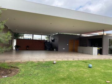 Casa en Renta Coto Santillana - Solares
