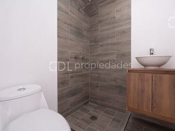 PARQUE REAL CASA RECIÉN DETALLADA EN VENTA