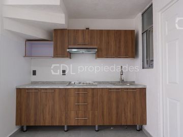 PARQUE REAL CASA RECIÉN DETALLADA EN VENTA