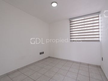 PARQUE REAL CASA RECIÉN DETALLADA EN VENTA