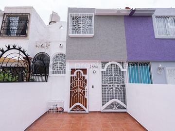 PARQUE REAL CASA RECIÉN DETALLADA EN VENTA