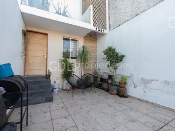 ZALATE CASA A UNAS CUADRAS DE MALECÓN EN VENTA