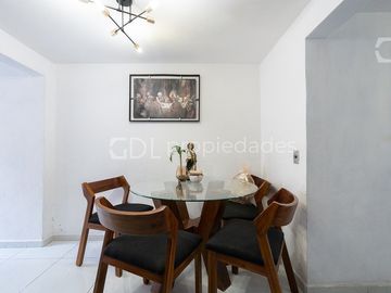 ZALATE CASA A UNAS CUADRAS DE MALECÓN EN VENTA