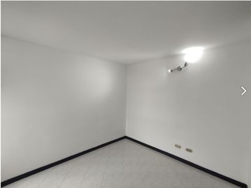 Apartamento en Arriendo Loma de San Julian Medellin