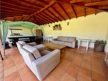 CASA CAMPESTRE EN RIONEGRO - GUALANDAY