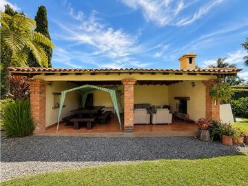 CASA CAMPESTRE EN RIONEGRO - GUALANDAY