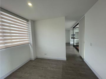 Apartamento en Renta en Sabaneta, sector Las Lomitas