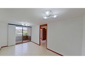 APARTAMENTO EN VENTA LOS COLORES (X)