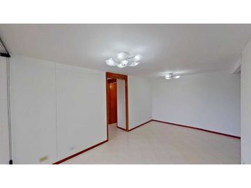 APARTAMENTO EN VENTA LOS COLORES (X)