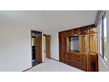 APARTAMENTO EN VENTA LOS COLORES (X)
