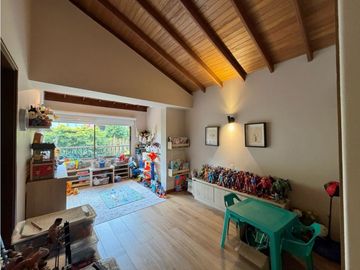 Casa Remodelada - Sector Las Santas - El Poblado