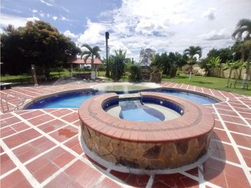 🌿​​​​​​​ CASA CAMPESTRE EN RENTA – SECTOR CONDINA