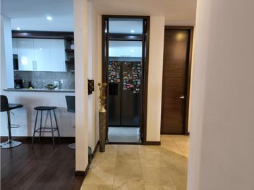 Apartamento con balcón y terraza para venta en Santa Bárbara