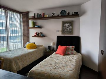 Apartamento con balcón y terraza para venta en Santa Bárbara