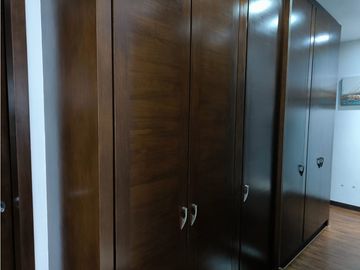 Apartamento con balcón y terraza para venta en Santa Bárbara