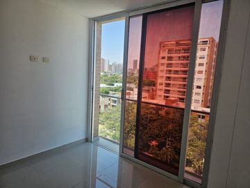 Se-vende-apartamento-2-habitaciones-con-balcón-Barrio-Andalucia-Riomar-Barranquilla