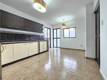 ALQUILO  CASA ESQUINERA REFORMADA EN CIUDAD DEL SOL
