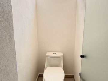 Casa 4ta Recámara en PB en Juriquilla, Querétaro