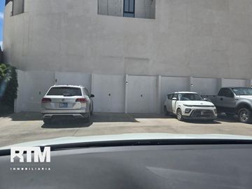 CASA RECIÉN REMODELADA EN VENTA EN LOMAS 4TA