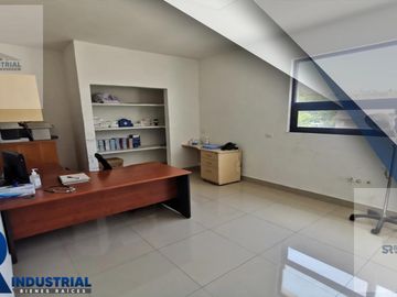 EDIFICION EN RENTA O VENTA EN MONTERREY