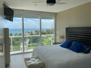 RENTA DEPARTAMENTO ESTUDIO EN AMARA PUERTA DEL MAR CANCUN