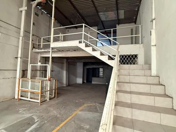 Bodega Industrial en Caracol