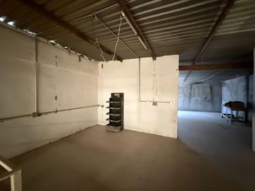 Bodega Industrial en Caracol