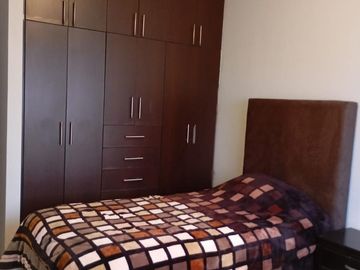 Casa amueblada en renta, Residencial Los Reales