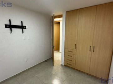Departamento en Renta Frente al Lago en Zákia | 2 Recámaras | Amenidades