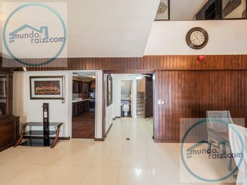 CASA EN VENTA LAS  BRISAS MONTERREY, N.L. (Zona Sur) 6 Recámaras