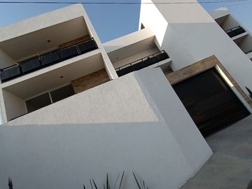 Departamento totalmente amueblado y equipado en RENTA. Centro Sur