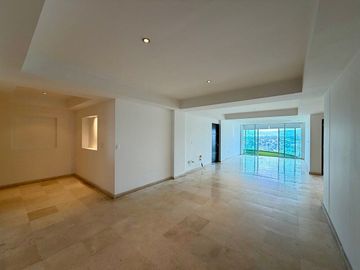 AMPLIO DEPARTAMENTO EN RENTA CON VISTA AL LAGO Y CUARTO DE SERVICIO, JURIQUILLA