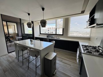 PENTHOUSE de lujo amueblado con vistas espectaculares
