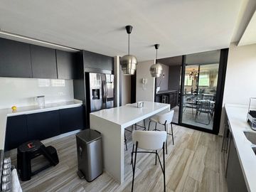 PENTHOUSE de lujo amueblado con vistas espectaculares